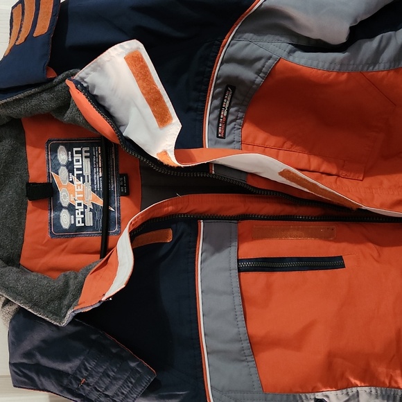 Winter coat boy size 14/16 - Picture 2 of 8